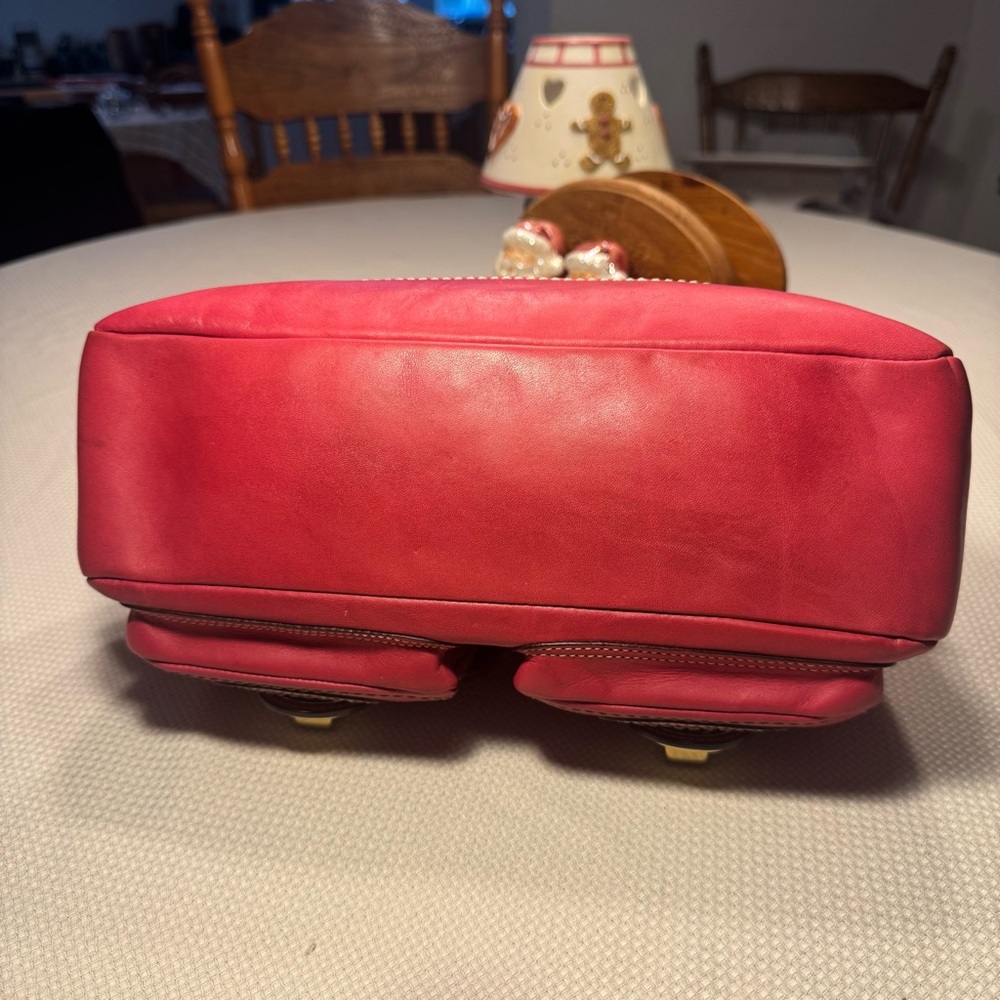 Coach Legacy Leather Shoulder Bag - Picture 4 of 9